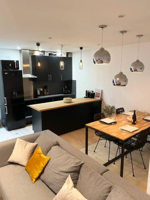 פריז Superbe Appartement Batignolles מראה חיצוני תמונה
